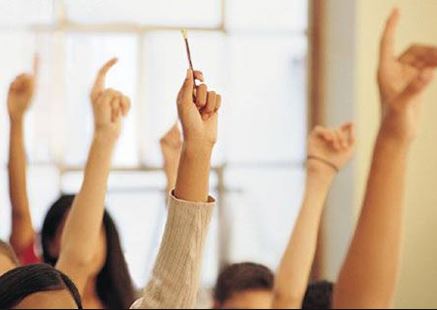 “Πόλεμος” δηλώσεων για τα θρησκευτικά- Το παρασκήνιο της σύγκρουσης