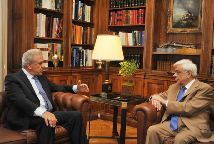 Πυρετός διαβουλεύσεων για το προσφυγικό