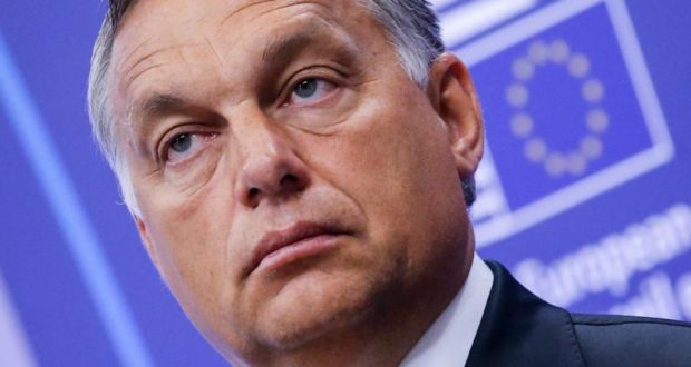 Πρωθυπουργός Ουγγαρίας: Δεν σχεδιάζουμε να πυροβολούμε τους πρόσφυγες