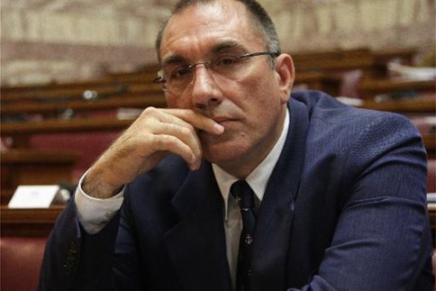 Ο Δημήτρης Καμμένος πήρε μαζί του το κλειδί του υπουργικού γραφείου! – ΒΙΝΤΕΟ