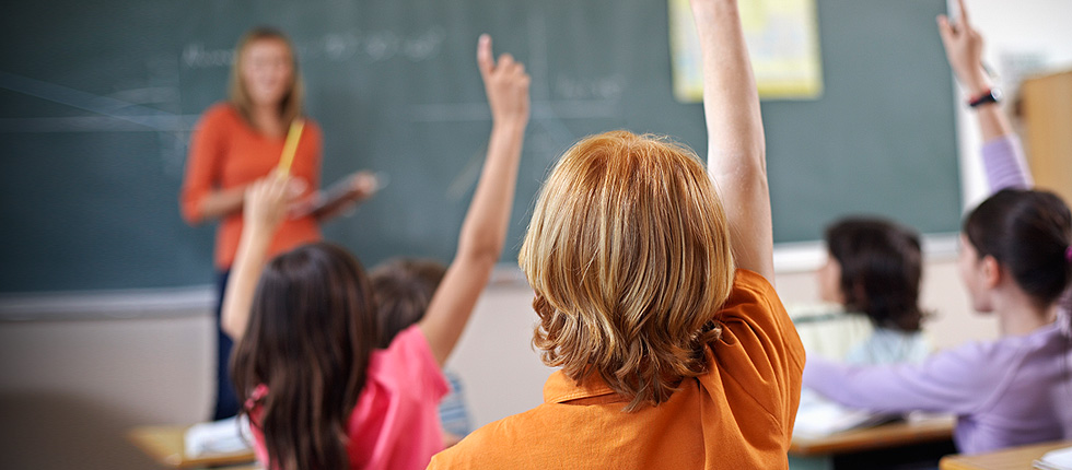 “Ασπιρίνη” για τα κενά στα σχολεία: Διορίζονται 10.000 αναπληρωτές