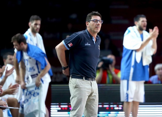 Κατσικάρης: Θα μείνουμε εδώ