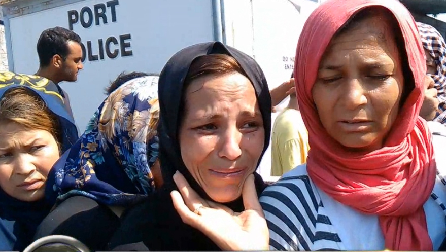 “Εκρηκτικό” το κλίμα στη Μυτιλήνη – Δεν απέπλευσε το “Ελευθέριος Βενιζέλος”