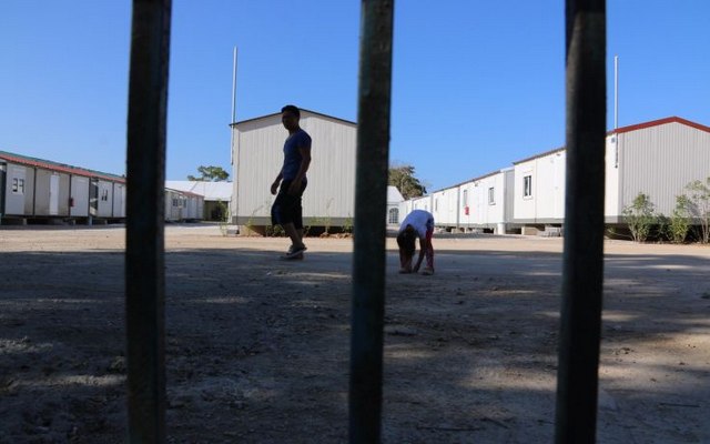 Περίπου 3.000 άτομα έχουν φιλοξενηθεί στον Ελαιώνα