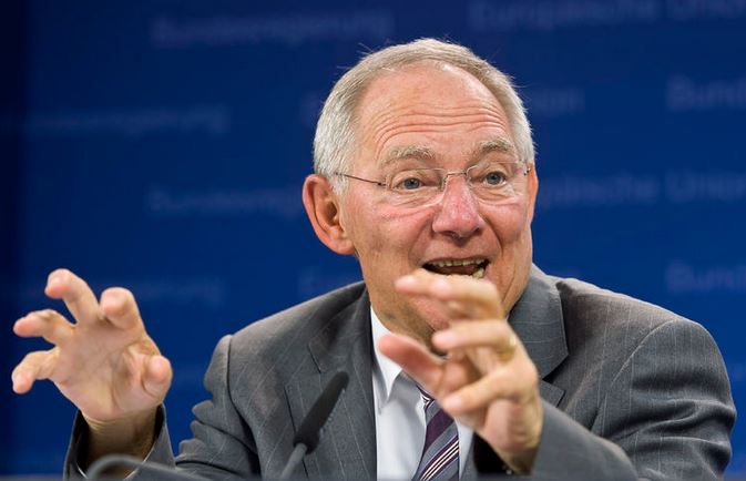 Σόιμπλε: Δεν βασιζόμαστε στους οικονομολόγους – σταρ