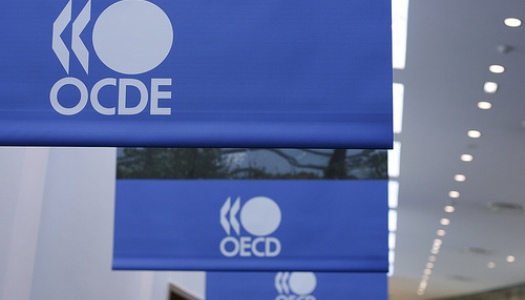 ΟΟΣΑ: Εξασθενεί περαιτέρω η παγκόσμια οικονομία