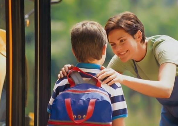 Όσα πρέπει να γνωρίζουν οι γονείς για να βοηθήσουν τα παιδιά στο σχολείο