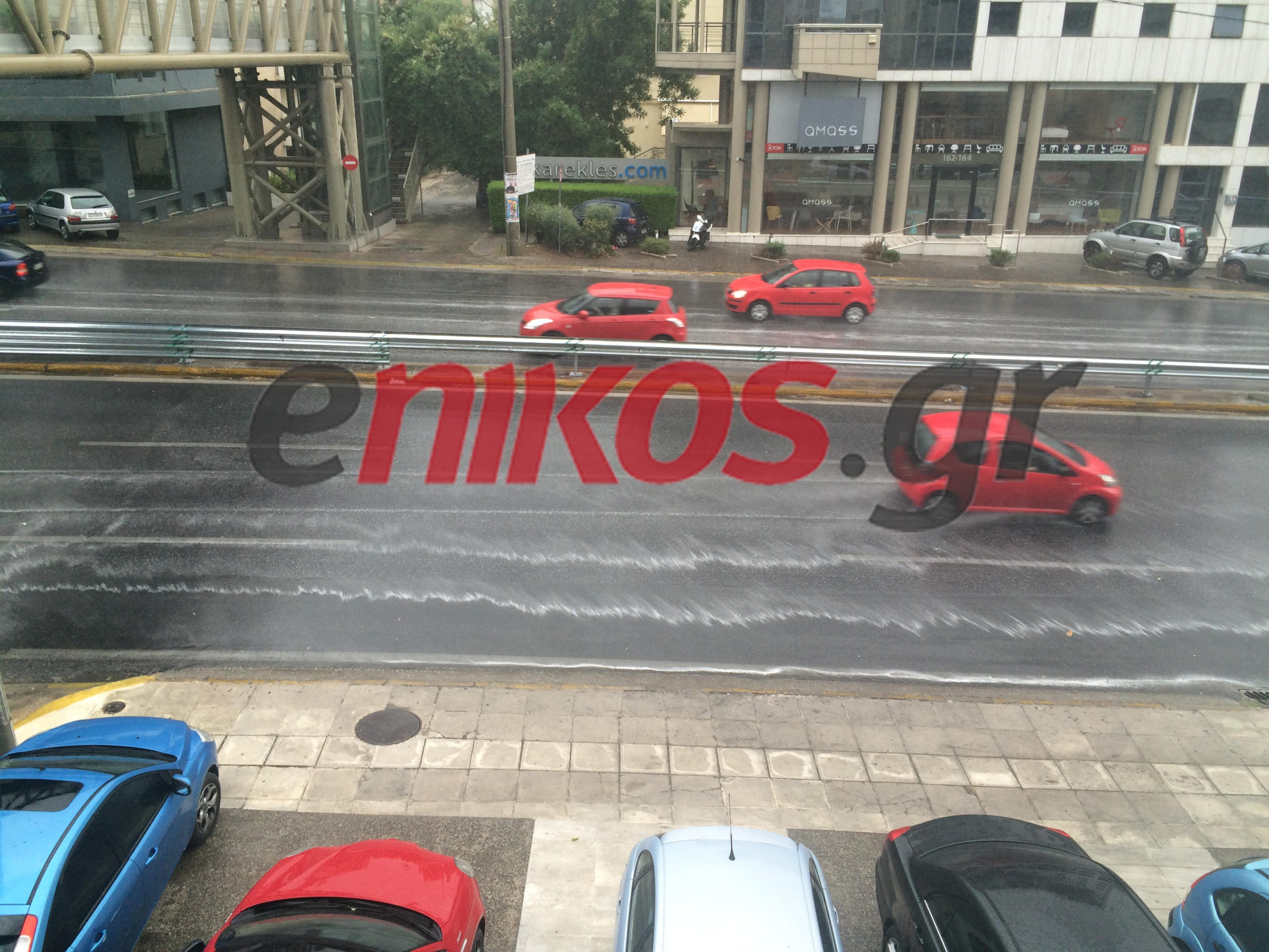 100 κλήσεις στην πυροσβεστική λόγω κακοκαιρίας