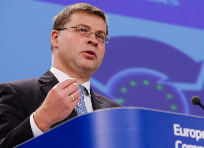 Ντομπρόβσκις: Περιμένουμε από τη νέα κυβέρνηση να σεβαστεί τις δεσμεύσεις της