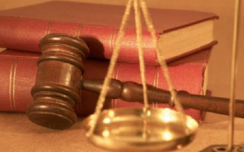 Εισαγγελική παρέμβαση για την 60χρονη και το 2χρονο αγοράκι