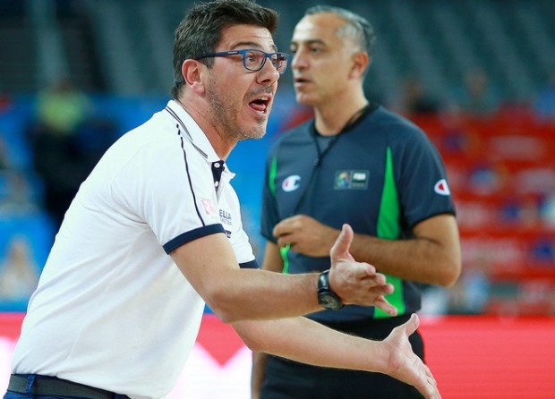 Κατσικάρης: Δεν υπάρχουν εύκολα ματς