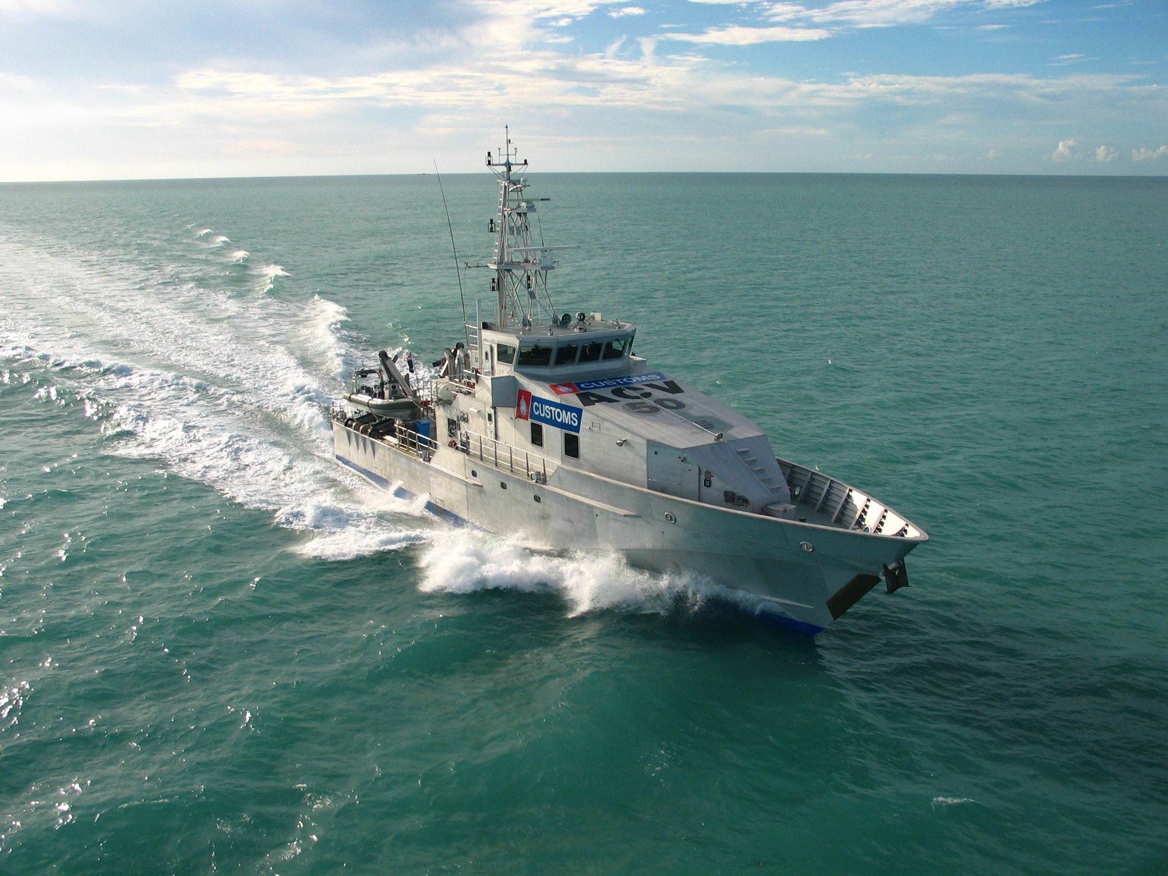 Μαλαισία- Ανατράπηκε πλεούμενο με 100 επιβαίνοντες