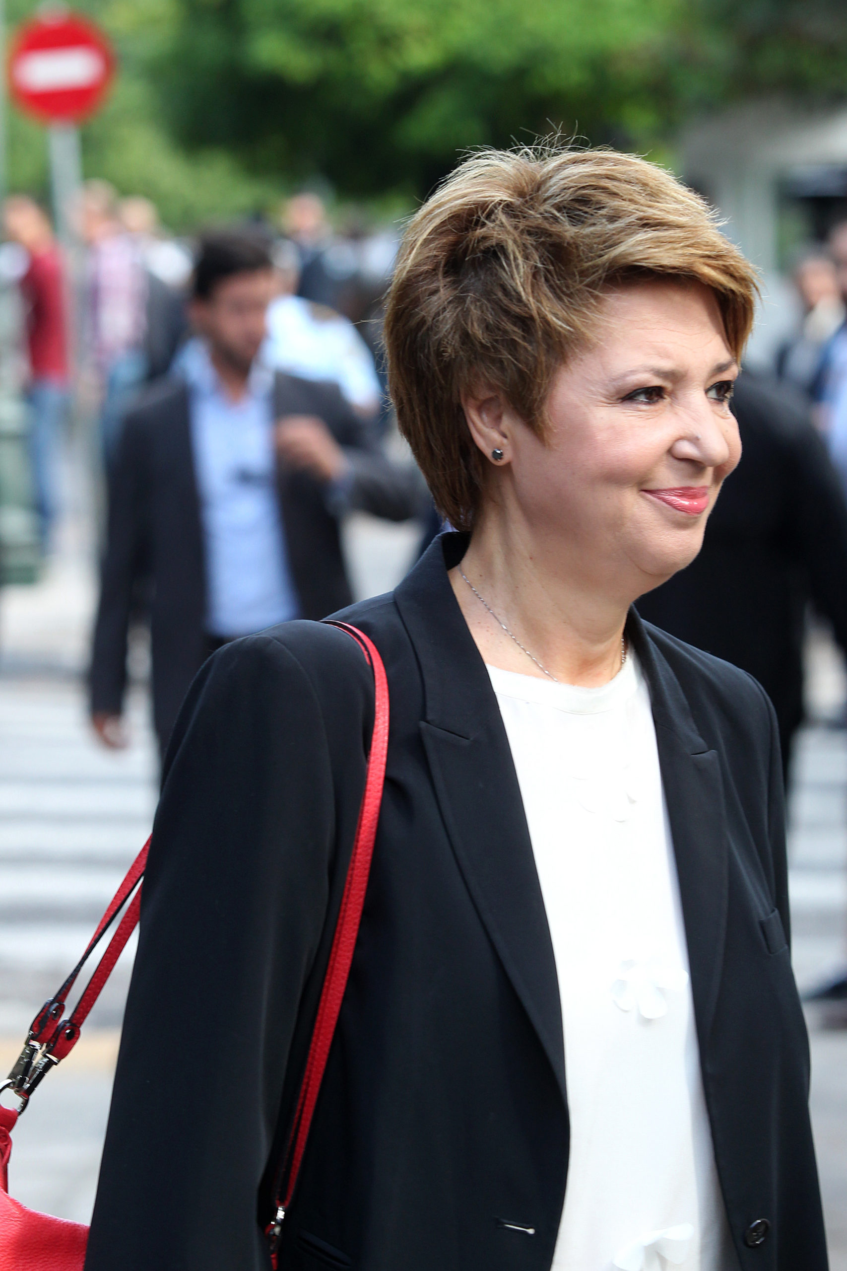 Tα κόκκινα αξεσουάρ της Γεροβασίλη – ΦΩΤΟ