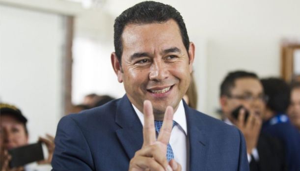 Προηγείται ο ηθοποιός Τζίμι Μοράλες στις εκλογές στη Γουατεμάλα
