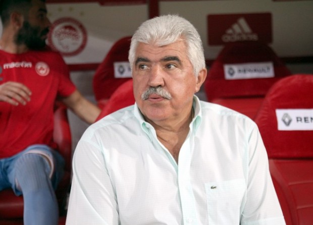 Εγκώμια Παράσχου για Ρομπέρτο, Τσόρι και Ολυμπιακό