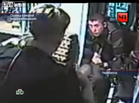 Η ηλικιωμένη που γρονθοκόπησε πρώην πυγμάχο – ΒΙΝΤΕΟ