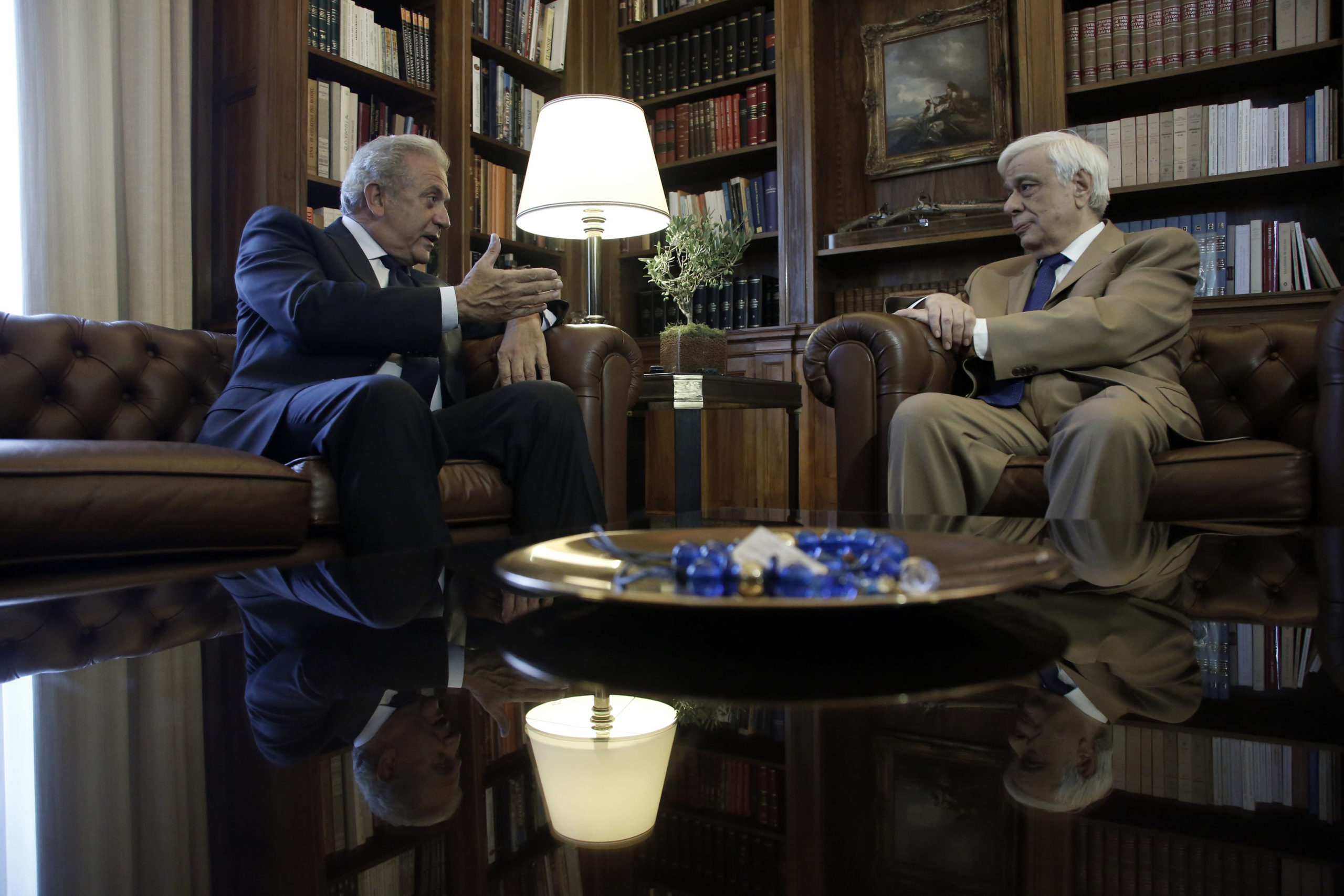 Παυλόπουλος: Μονάδα μέτρησης της ΕΕ είναι ο άνθρωπος, όχι το νόμισμα