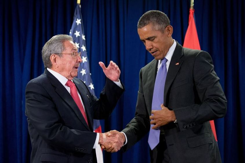 Συνάντηση Ομπάμα – Ραούλ Κάστρο