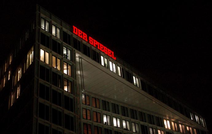 Der Spiegel: «Το ένα πέμπτο των ψηφοφόρων παραμένει αναποφάσιστο»