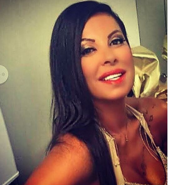 Η Δημητρίου ποζάρει στο Instagram με μαγιό – ΦΩΤΟ