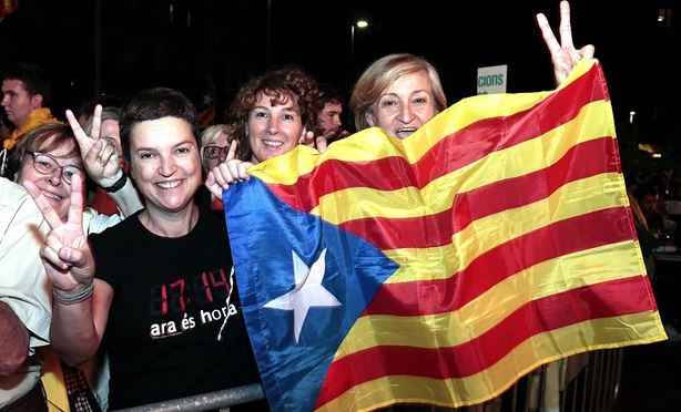 Η Γερμανία “τραβά το αυτί” στους Καταλανούς…