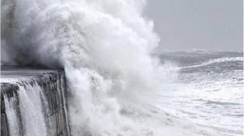 Ισχυροί άνεμοι διέλυσαν ιστιοφόρα στην Κέρκυρα – ΦΩΤΟ