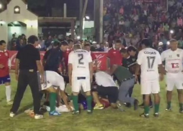 Σοκ -Ο Κοντρέρας υπέστη καρδιακή προσβολή στο γήπεδο – ΒΙΝΤΕΟ