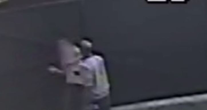 Η αστυνομία του Λονδίνου καταζητεί τον πρωταγωνιστή του ΒΙΝΤΕΟ