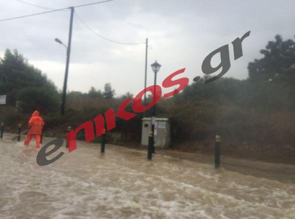 Ο στρατός στέλνει μηχανήματα και προσωπικό στην Κεφαλονιά