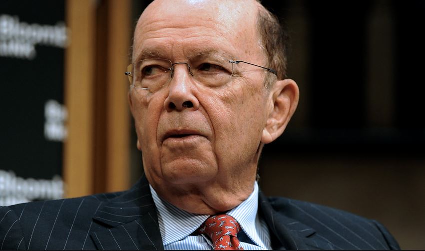 Ο Ρος στο Bloomberg: Αυστηρή η ΕΚΤ με τις ελληνικές τράπεζες