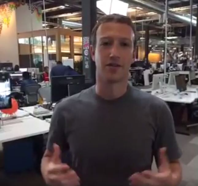 Η ζωντανή ξενάγηση του Ζούκερμπεργκ στα γραφεία του facebook – ΒΙΝΤΕΟ