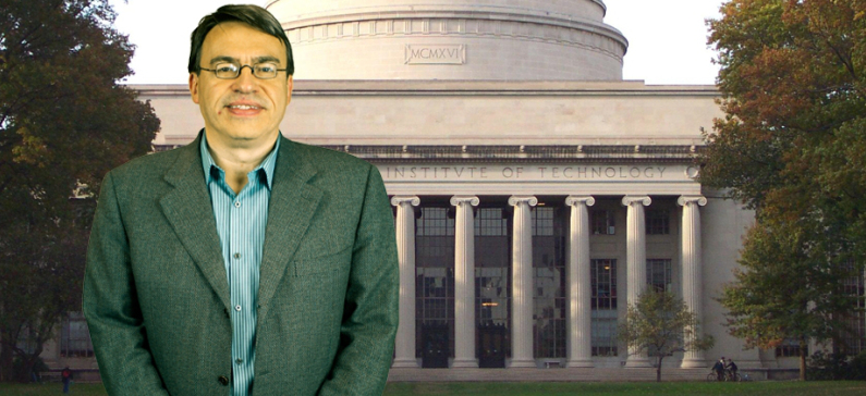 Ο Έλληνας που διδάσκει στο ΜΙΤ από 26 ετών