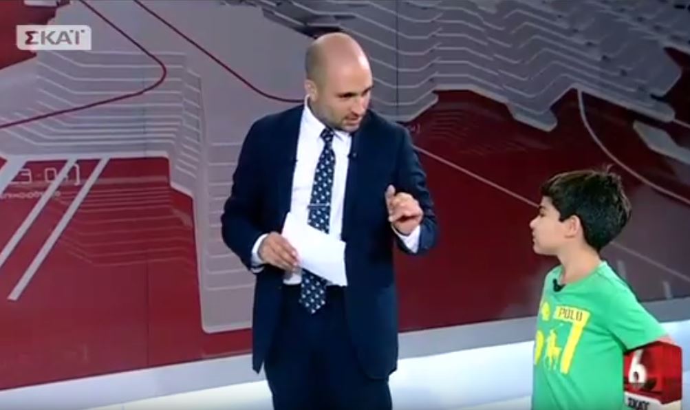 Ο μικρός Αλέξης “εισέβαλε” στην εκπομπή του Μπογδάνου – ΒΙΝΤΕΟ
