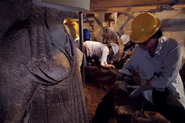 Η Περιστέρη για την Αμφίπολη: Βρήκαμε στοιχεία του προσωπικού αρχιτέκτονα του Μεγάλου Αλεξάνδρου