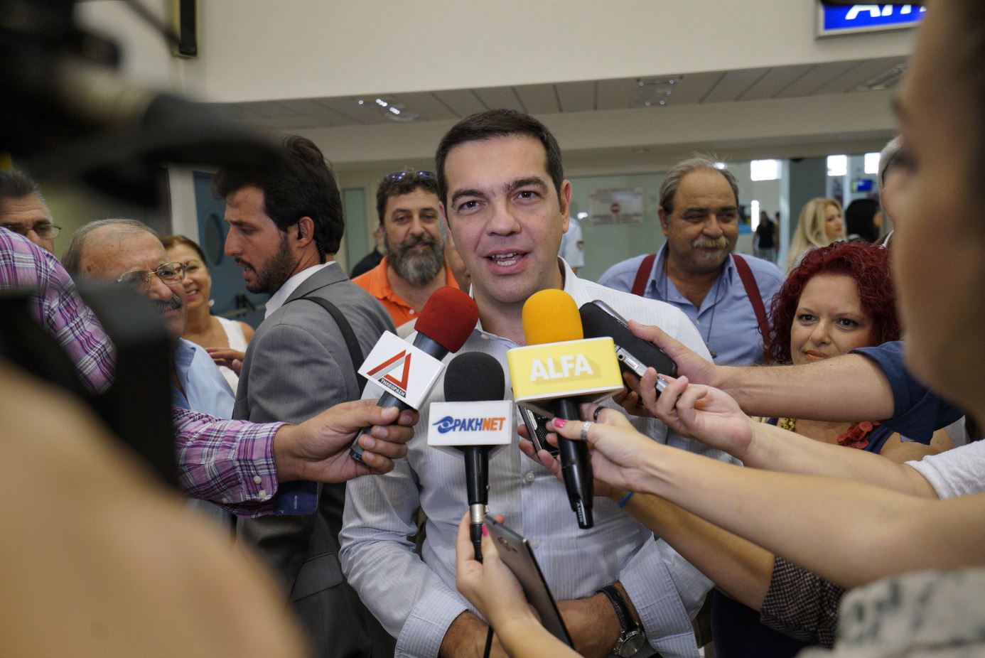 Τσίπρας: Μας έριξαν στο λάκκο και τώρα μας κουνάνε το δάχτυλο