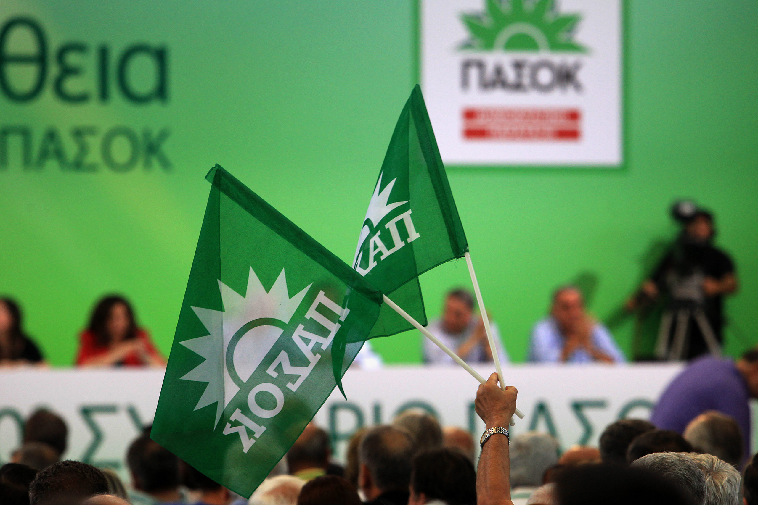 Η απάντηση του ΠΑΣΟΚ στον Τσίπρα