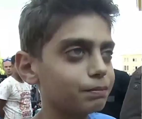 Η συγκινητική απάντηση ενός 13χρονου πρόσφυγα στους αστυνομικούς – ΒΙΝΤΕΟ