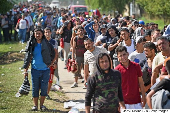 Έφθασαν στη Βρετανία οι πρώτοι Σύροι πρόσφυγες