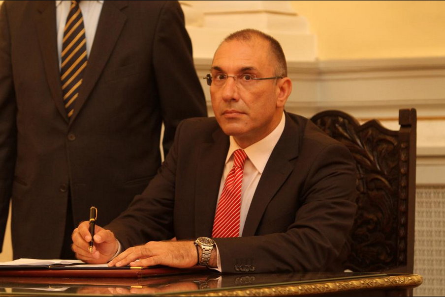 Από το Twitter στην… κυβέρνηση – ΦΩΤΟ