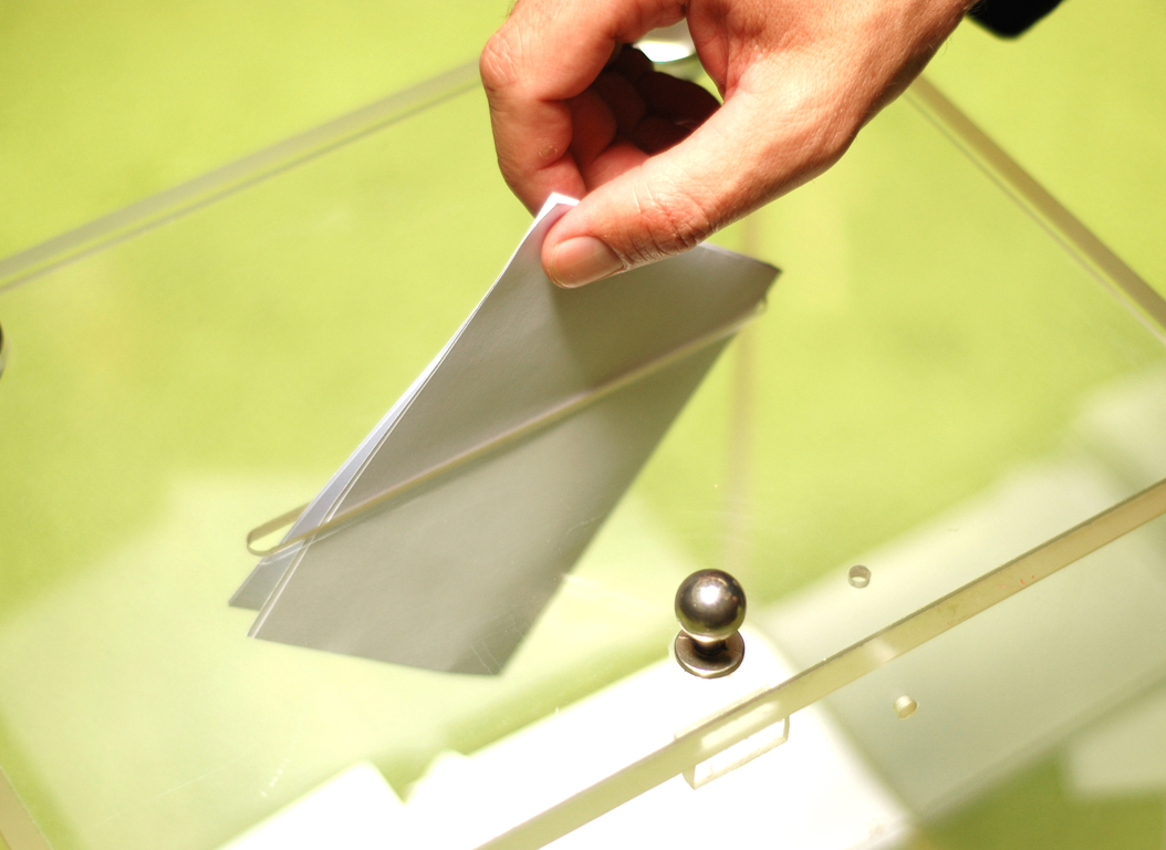 Κανονικά διεξάγεται η εκλογική διαδικασία στη Θεσσαλία