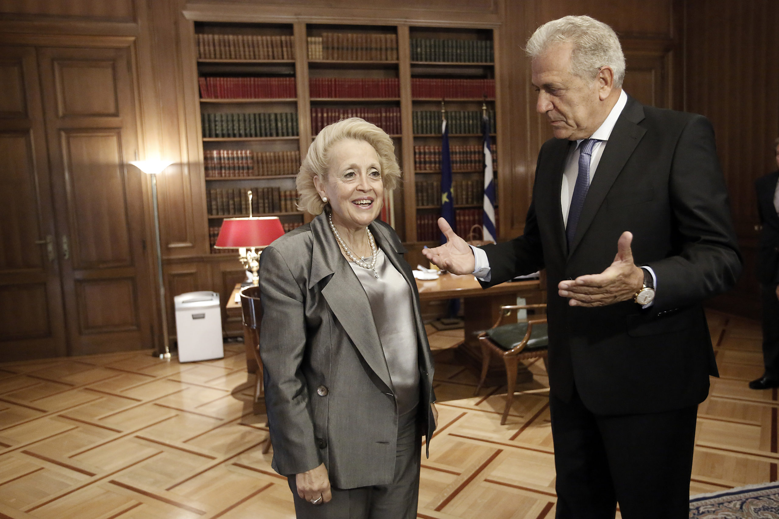 Αβραμόπουλος: Σύνεση και υπευθυνότητα στα ζητήματα της οικονομίας και του προσφυγικού