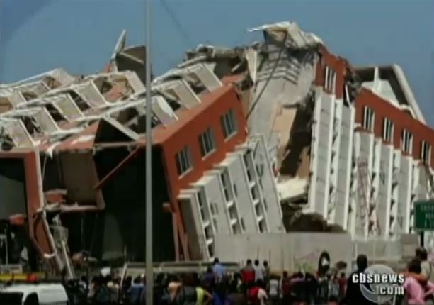 Δραματικές σκηνές από το φονικό σεισμό στη Χιλή – ΒΙΝΤΕΟ