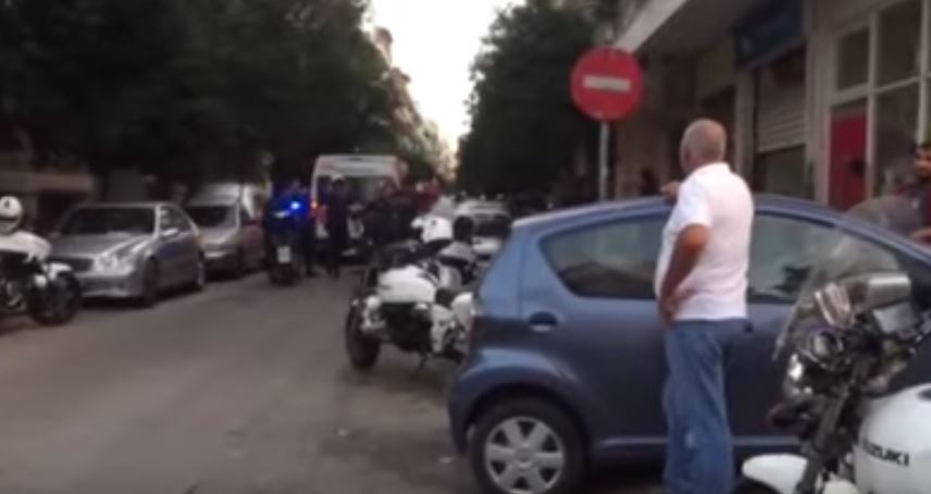 Σοκ στη Θεσσαλονίκη από το αιματηρό οικογενειακό επεισόδιο – ΒΙΝΤΕΟ