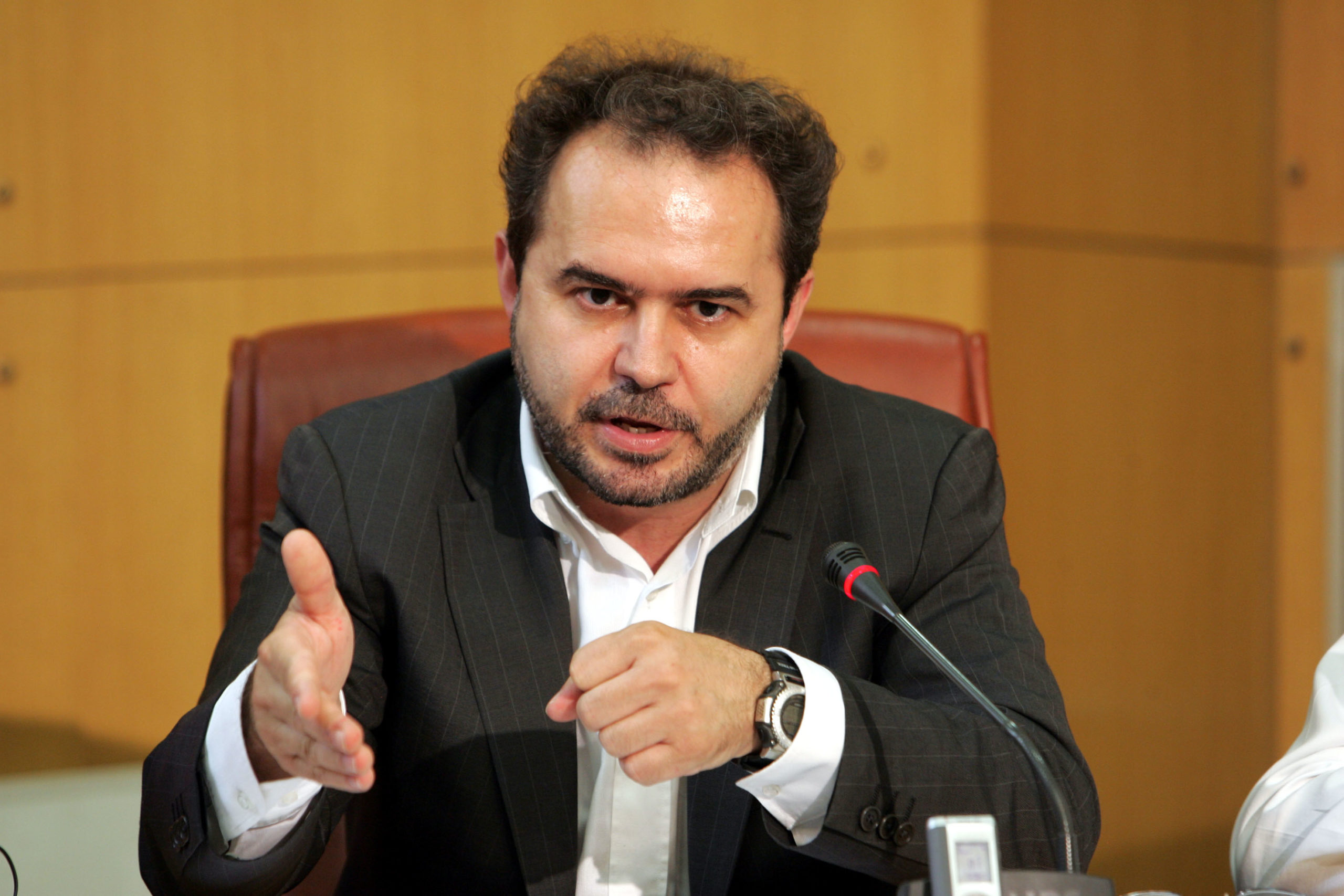 Δεν θα είναι υποψήφιος με τη Λαϊκή Ενότητα ο Νίκος Φωτόπουλος