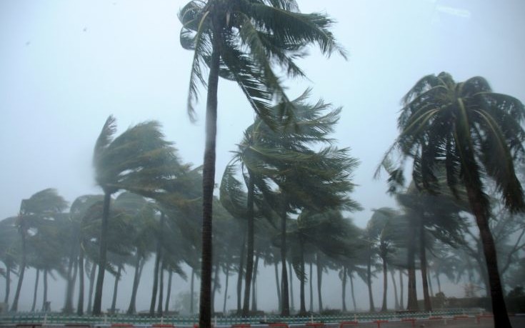 Σαρωτικό πέρασμα του τυφώνα Κοπού από τις Φιλιππίνες