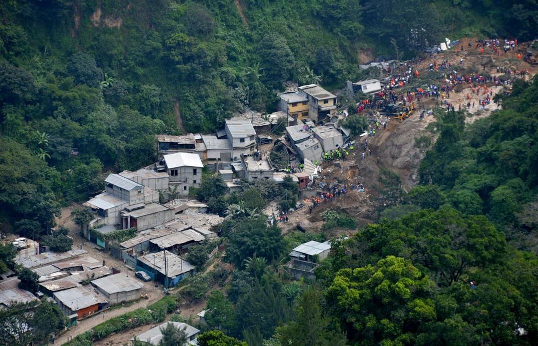300 άνθρωποι αγνοούνται μετά από κατολίσθηση στη Γουατεμάλα