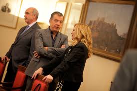 Φουντώνει το “φλερτ” του Ποταμιού με ΠΑΣΟΚ και ΔΗΜΑΡ