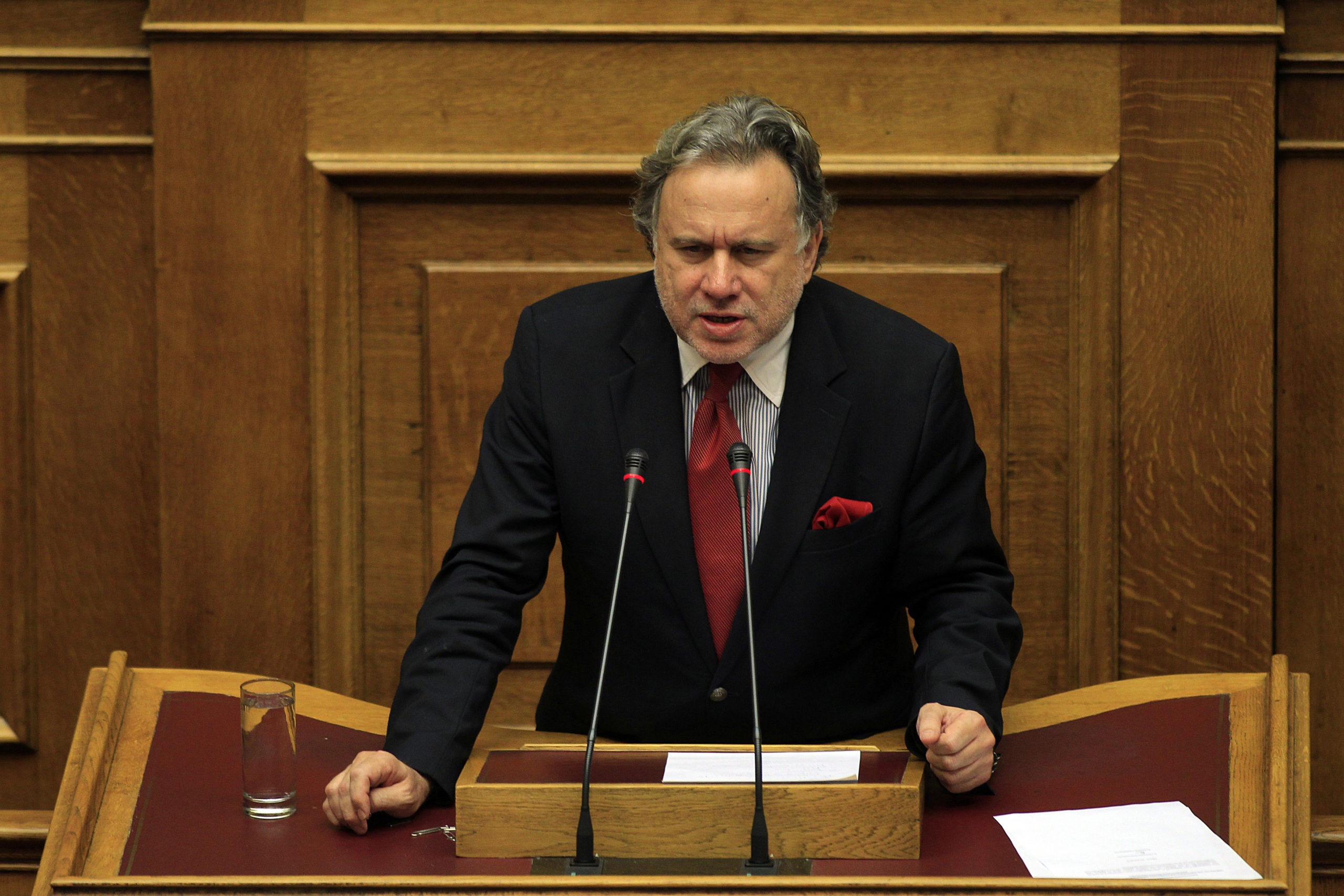 Κατρούγκαλος: Χωρίς εισοδηματικά κριτήρια η απονομή των συντάξεων