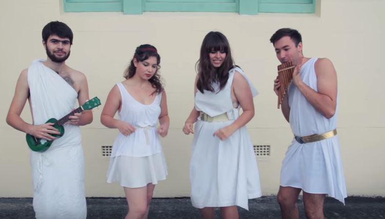 To “Mamma mia” στα… αρχαία ελληνικά – ΒΙΝΤΕΟ