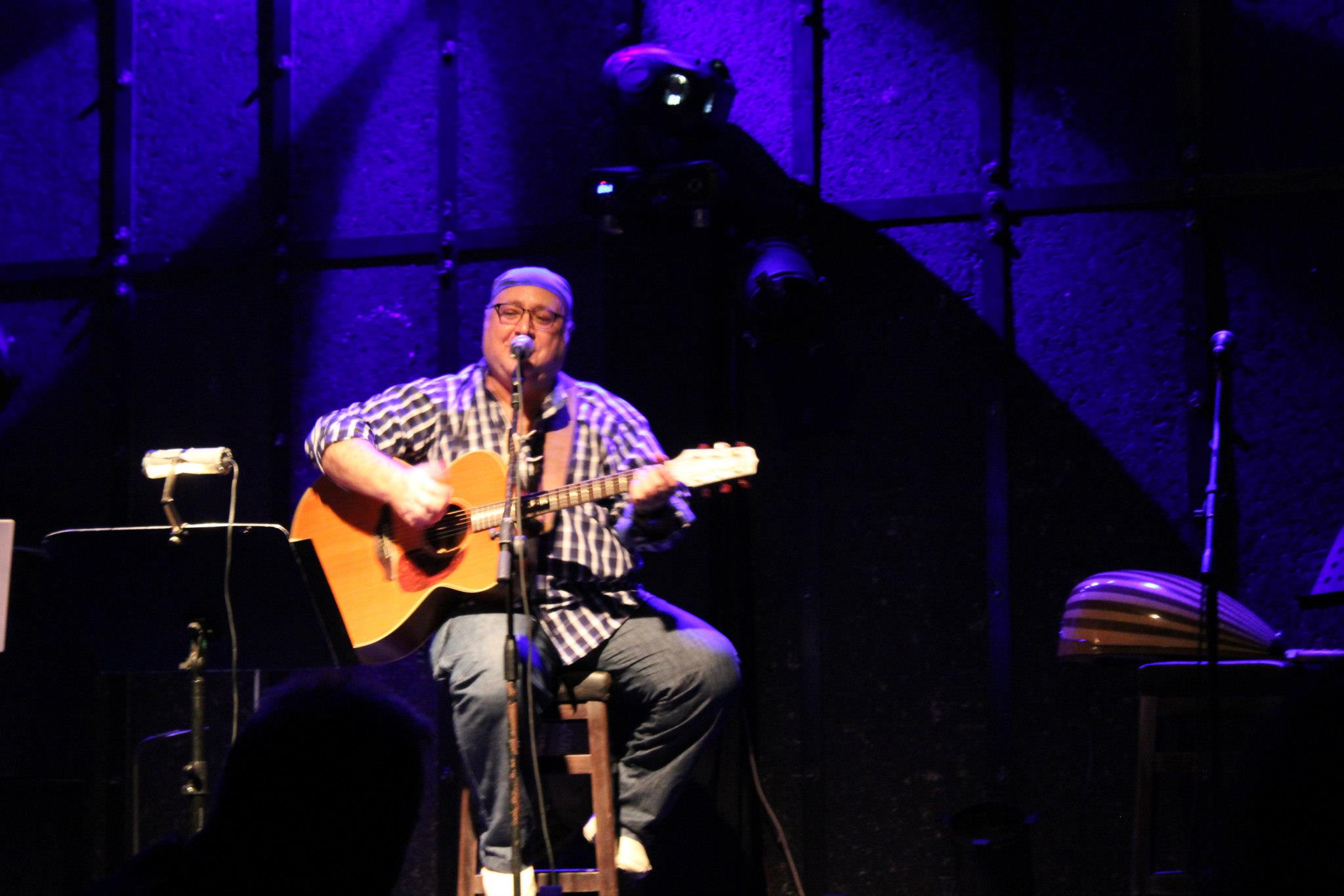 Ο «Λαθρεπιβάτης» Γιάννης Νικολάου για τον Θηβαίο – ΦΩΤΟ